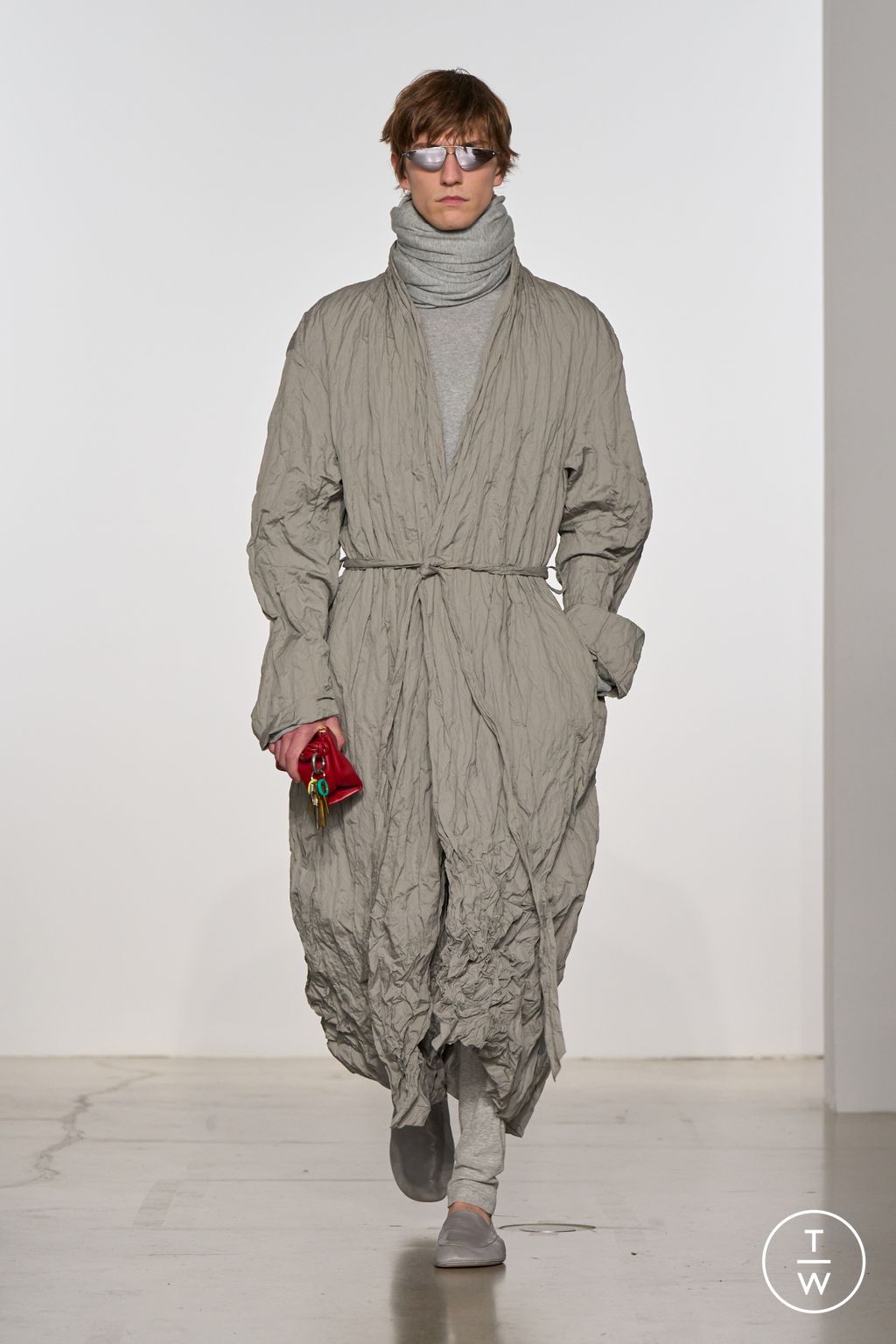 Fashion Week New York Spring/Summer 2026 look 38 from the Calvin Klein Collection collection womenswear