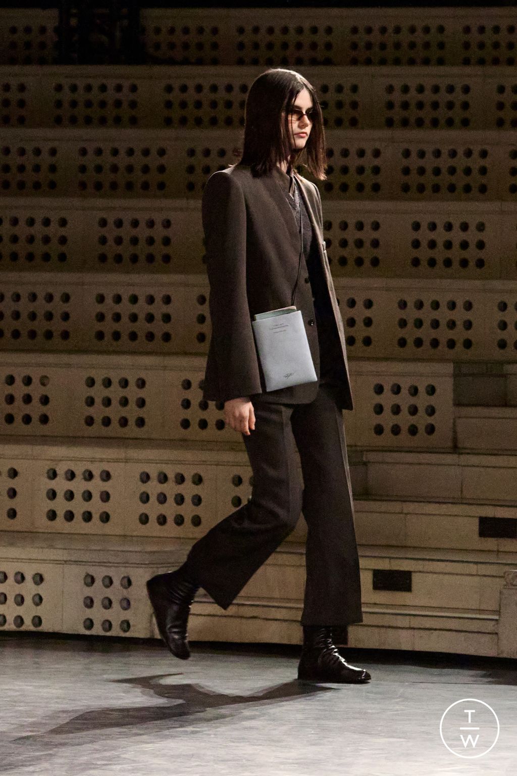 Fashion Week Paris Fall/Winter 2026 look 38 de la collection Lemaire menswear