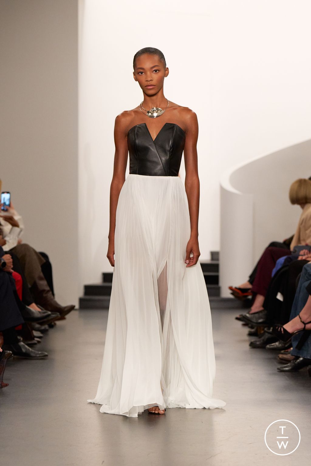 Fashion Week New York Spring/Summer 2026 look 39 de la collection Ralph Lauren womenswear