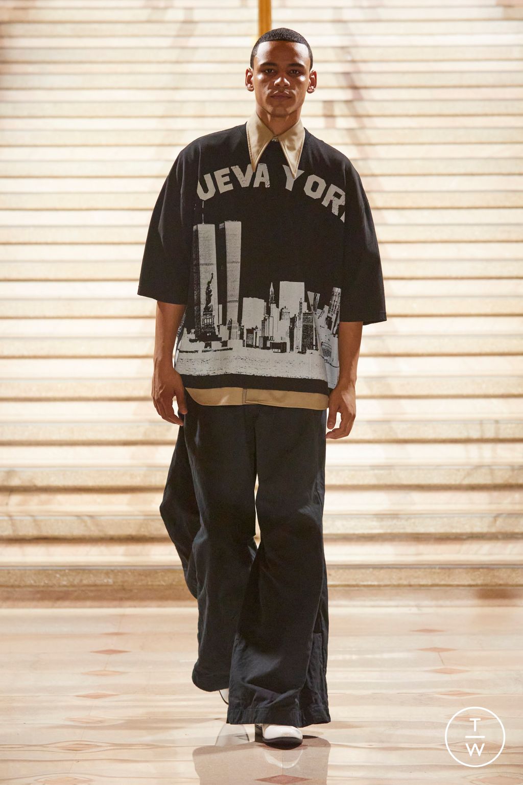 Fashion Week New York Spring/Summer 2024 look 39 from the Willy Chavarria collection menswear