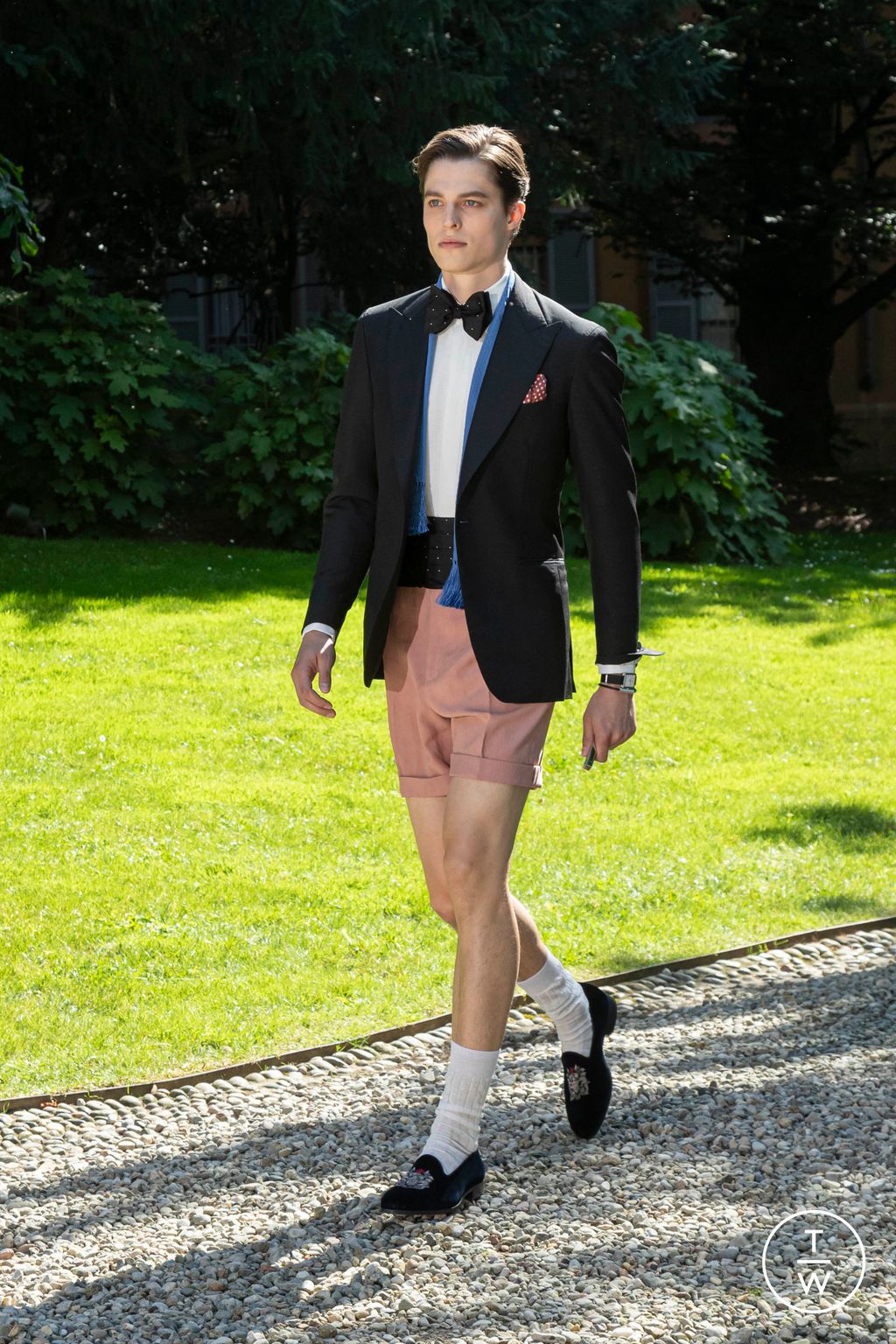 Fashion Week Milan Spring-Summer 2025 look 40 from the Dunhill collection 男装