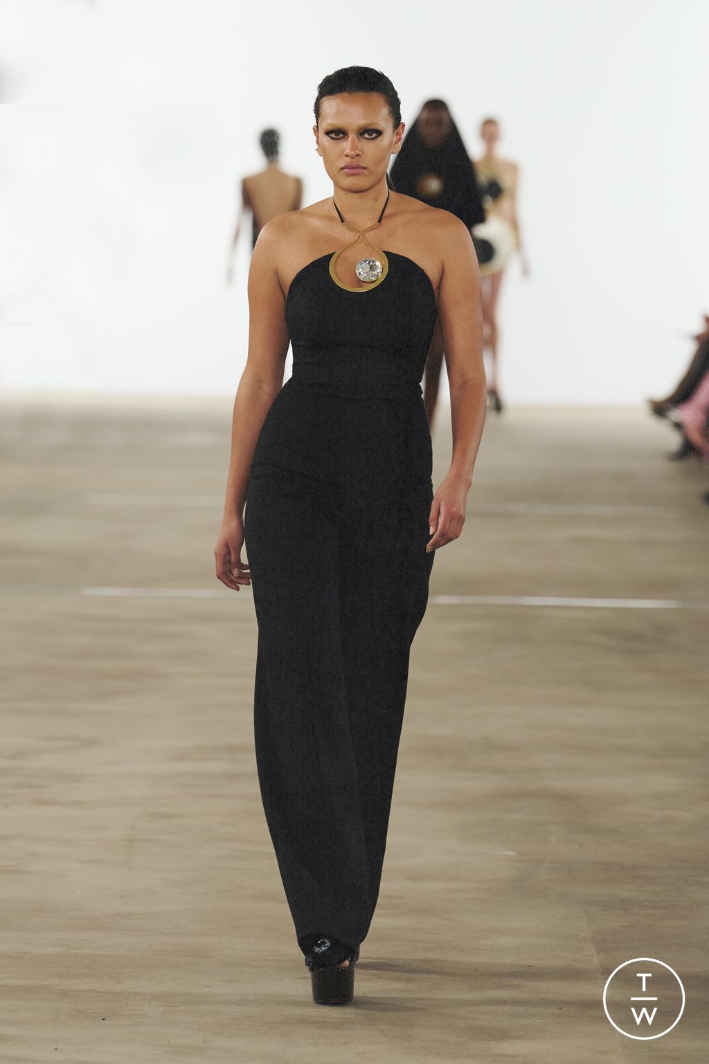 Fashion Week New York Spring/Summer 2024 look 39 from the Area collection 女装
