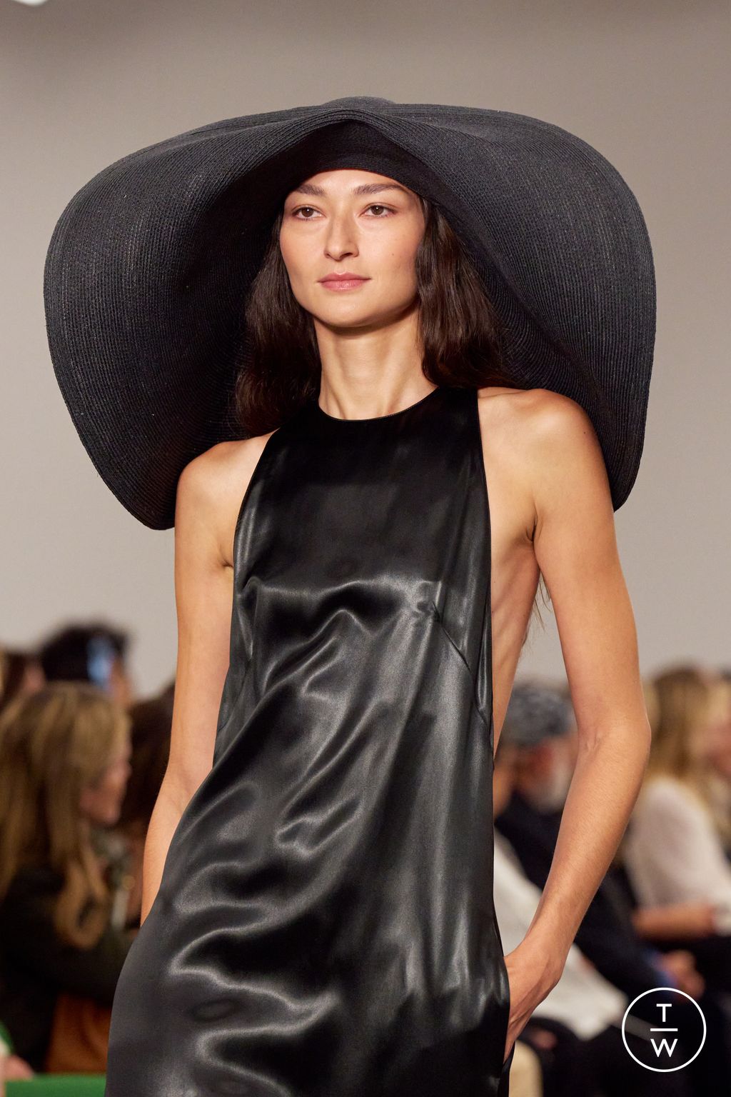 Fashion Week New York Spring/Summer 2026 look 40 from the Ralph Lauren collection womenswear accessories