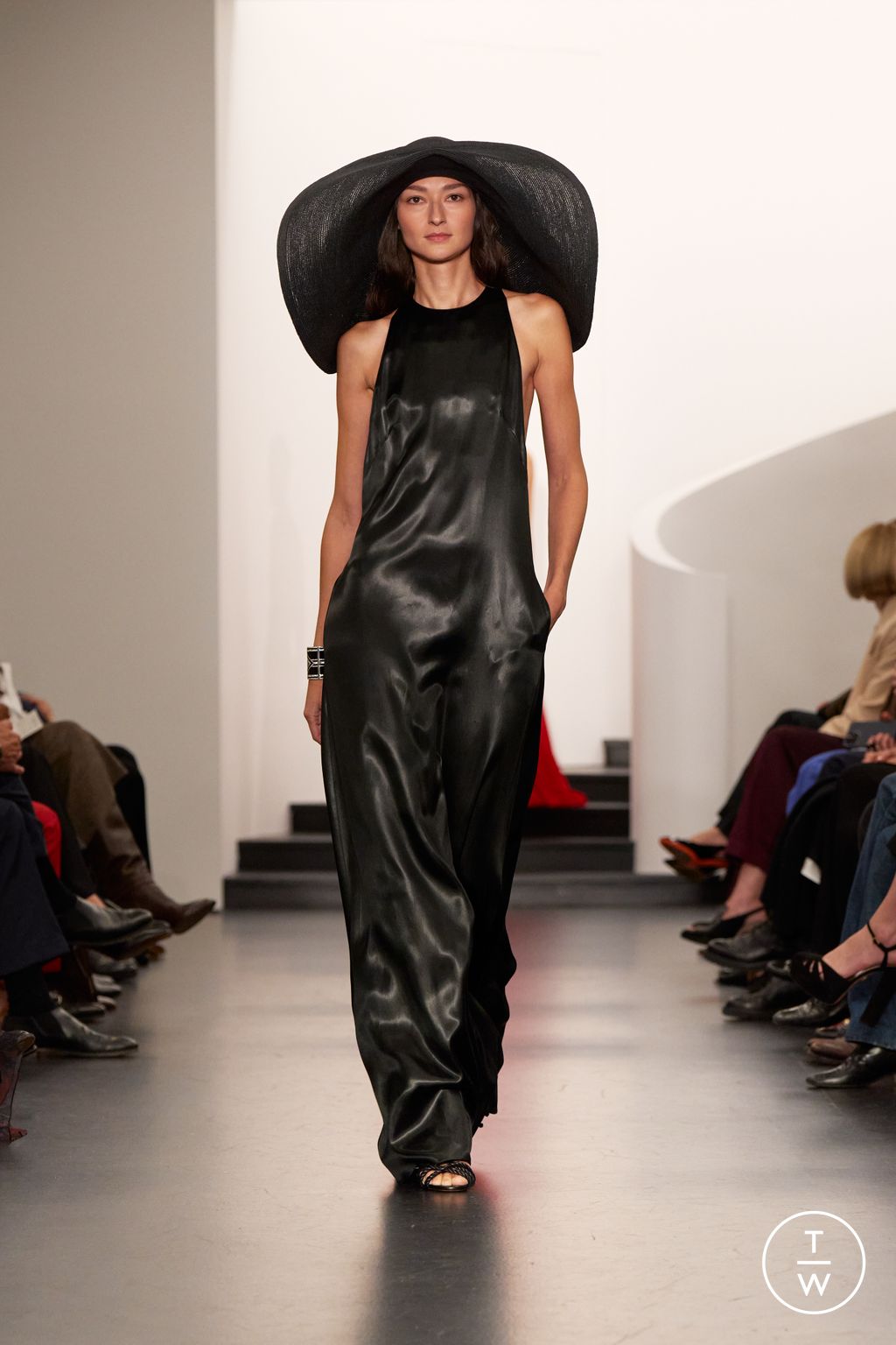 Fashion Week New York Spring/Summer 2026 look 40 from the Ralph Lauren collection womenswear