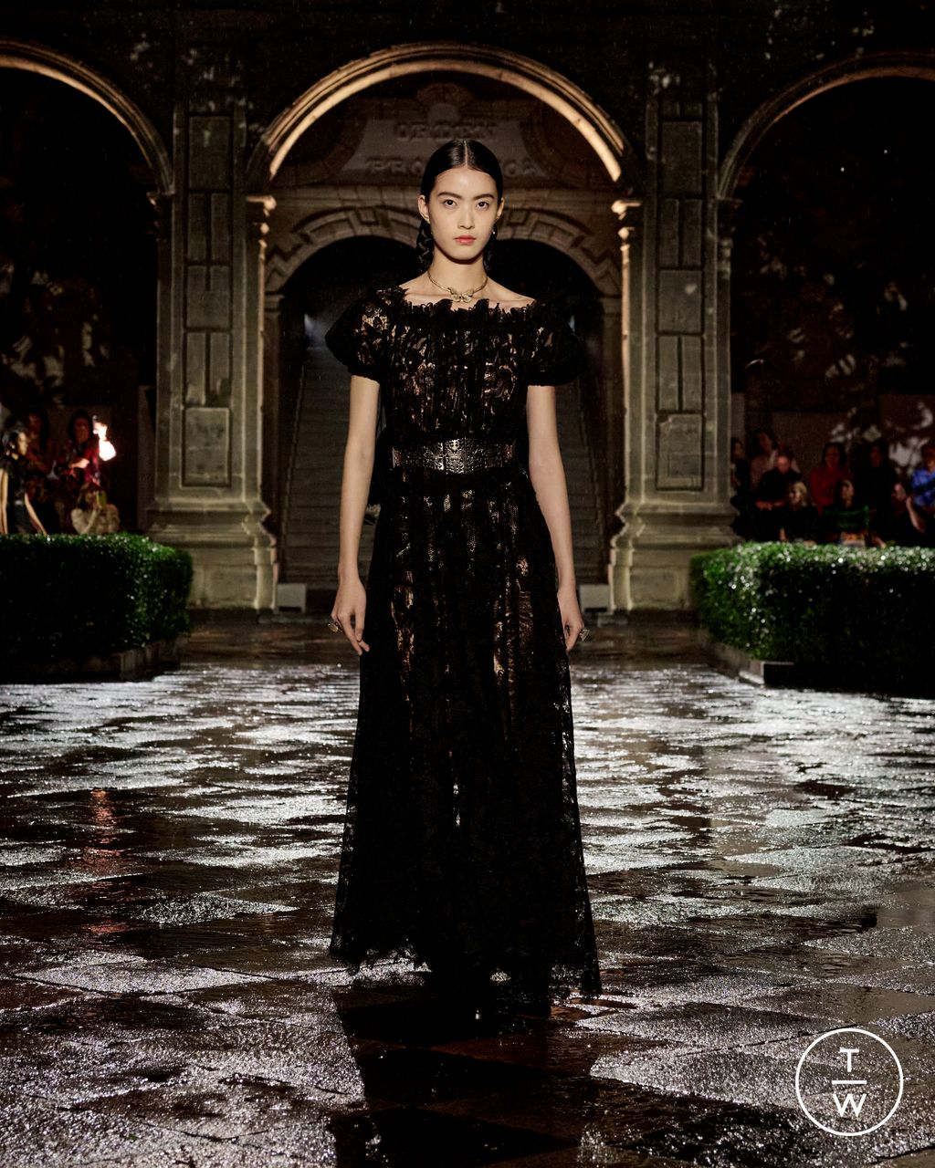 Fashion Week Paris Resort 2024 look 40 de la collection Christian Dior womenswear