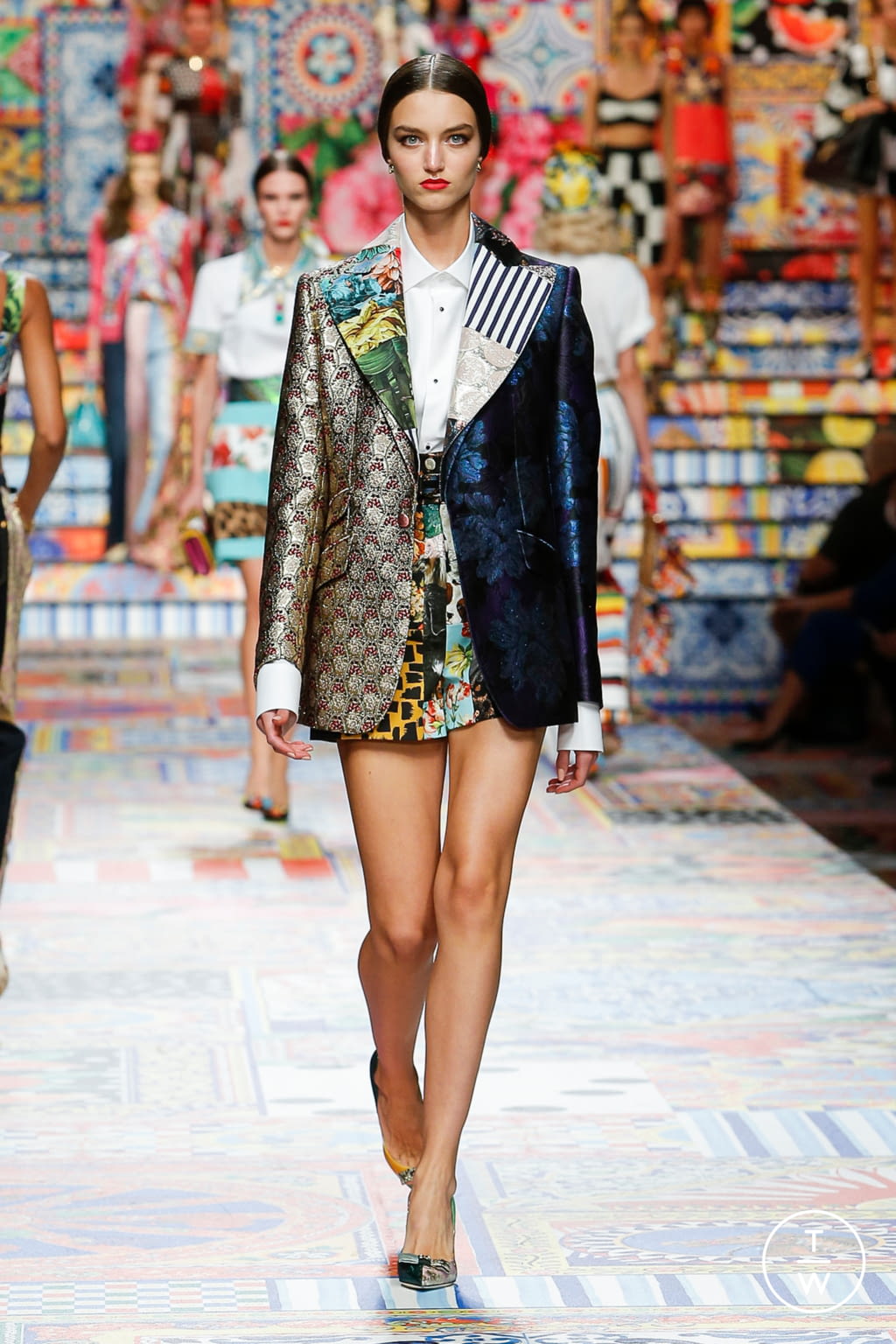 Fashion Week Milan Spring/Summer 2021 look 41 from the Dolce & Gabbana collection womenswear