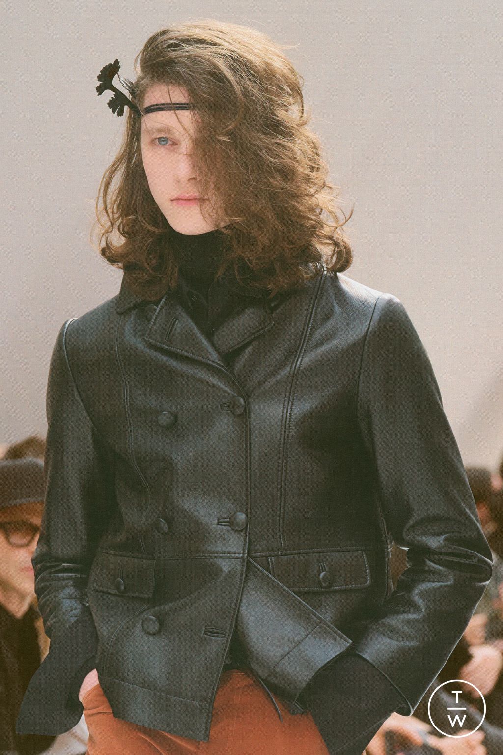 Fashion Week Paris Fall/Winter 2026 look 55 de la collection Celine womenswear accessories