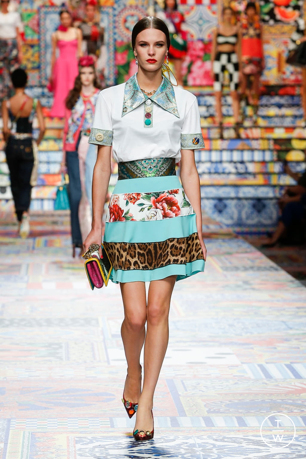 Fashion Week Milan Spring/Summer 2021 look 42 from the Dolce & Gabbana collection womenswear