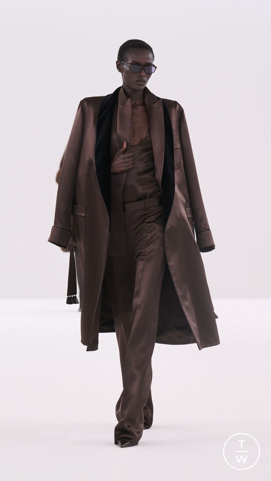 Fashion Week Paris Fall/Winter 2026 look 40 from the Tom Ford collection womenswear