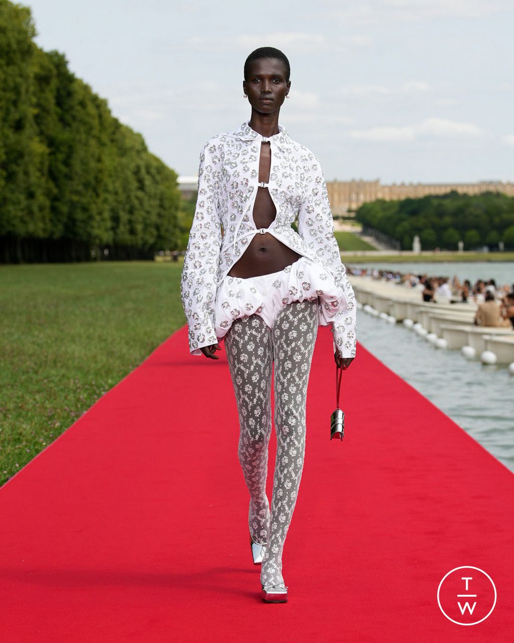 Fashion Week Paris Fall/Winter 2023 look 42 de la collection Jacquemus womenswear