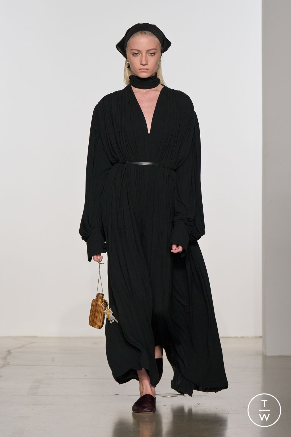 Fashion Week New York Spring/Summer 2026 look 43 from the Calvin Klein Collection collection womenswear