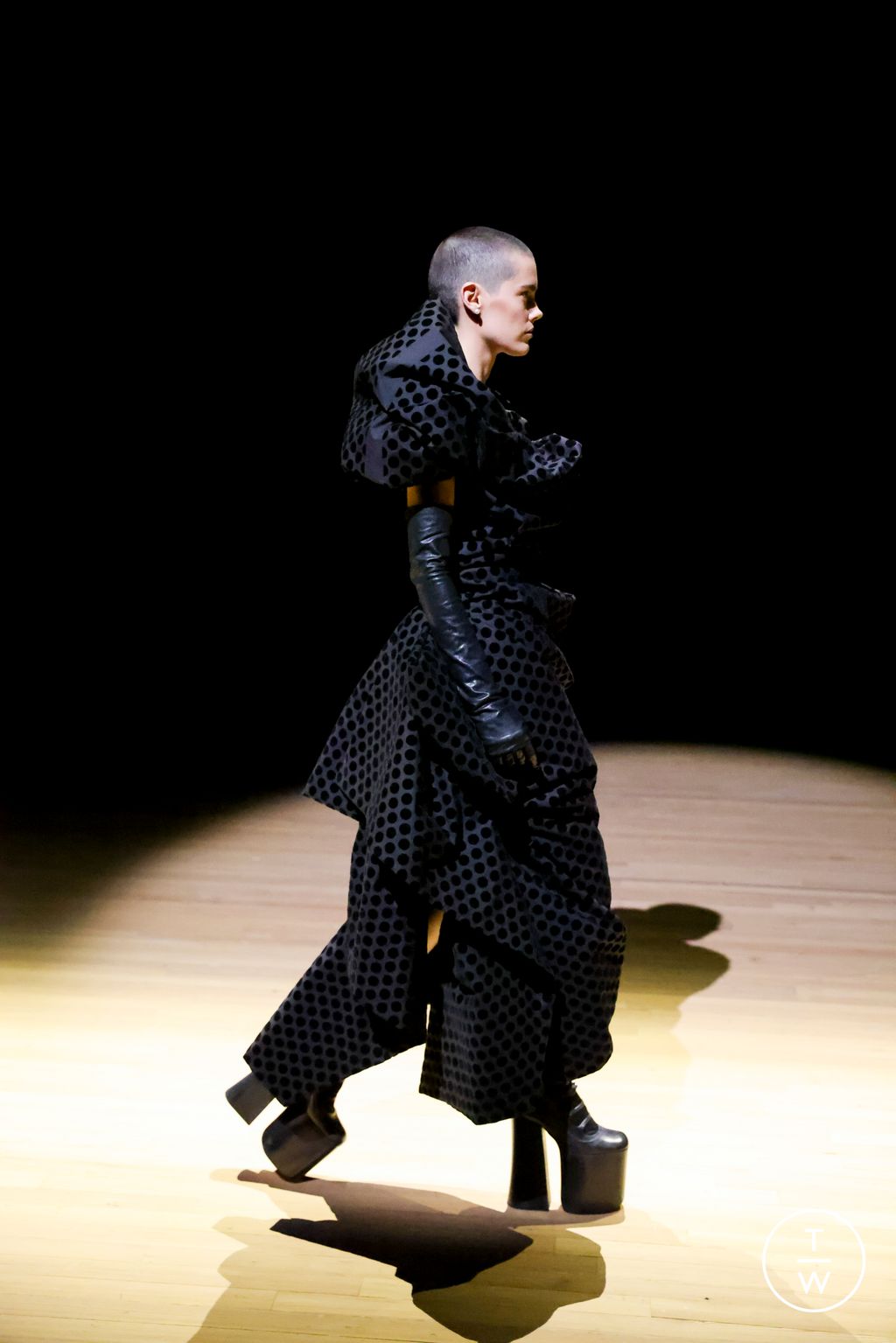 Fashion Week New York Spring/Summer 2023 look 43 de la collection Marc Jacobs womenswear