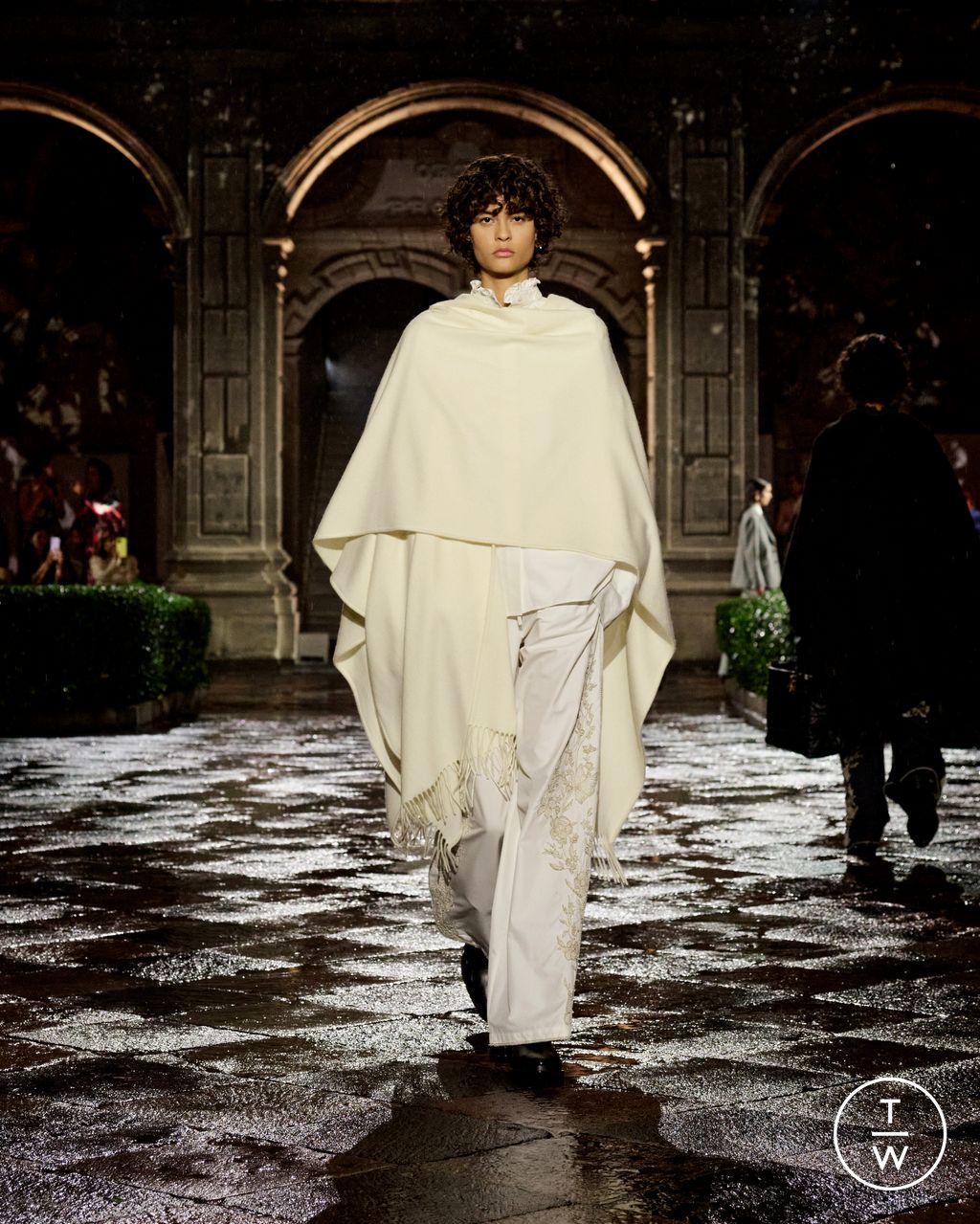 Fashion Week Paris Resort 2024 look 43 de la collection Christian Dior womenswear