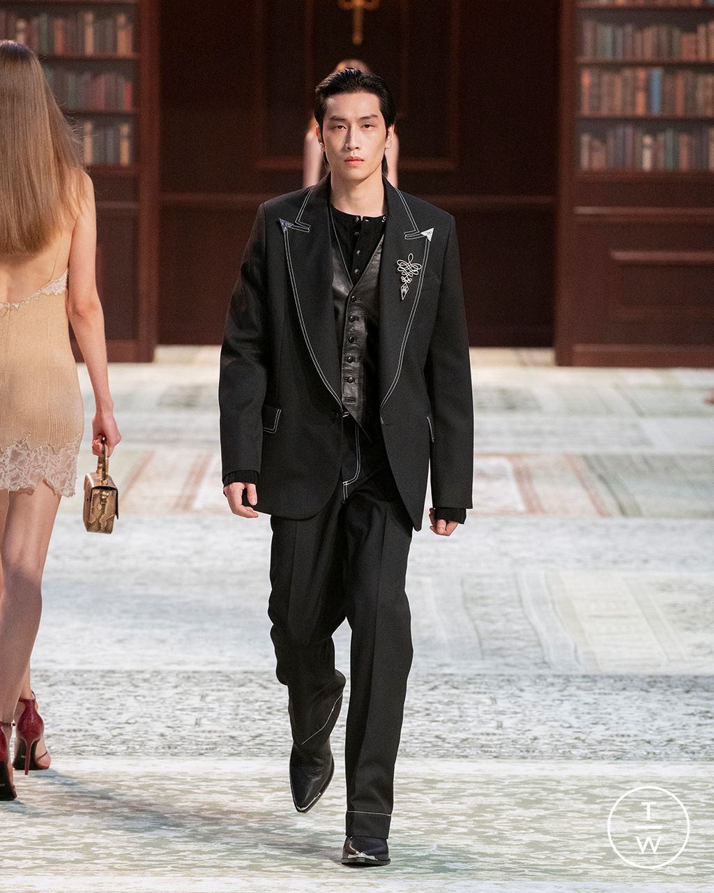 Fashion Week Paris Fall/Winter 2026 look 43 from the Amiri collection menswear