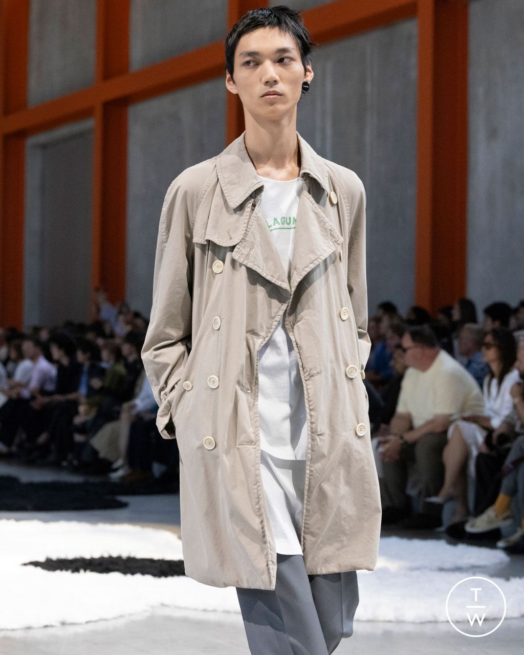 Fashion Week Milan Spring/Summer 2026 look 60 from the Prada collection menswear accessories