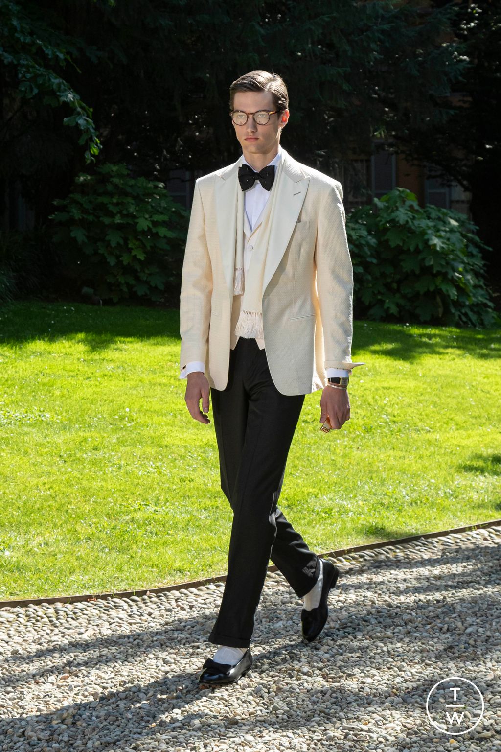 Fashion Week Milan Spring-Summer 2025 look 44 from the Dunhill collection menswear
