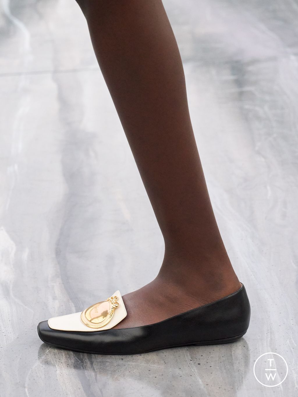 Fashion Week Paris Spring/Summer 2026 look 45 from the Dior collection womenswear accessories