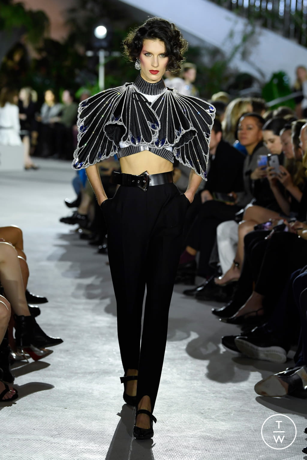 Fashion Week Paris Resort 2020 look 45 de la collection Louis Vuitton womenswear