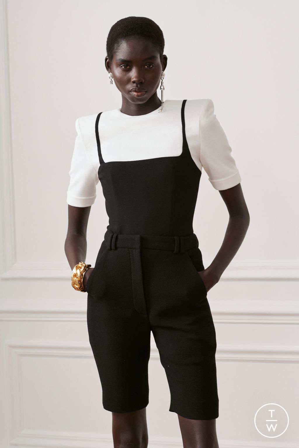 Fashion Week Paris Pre-Fall 2024 look 45 de la collection Balmain womenswear