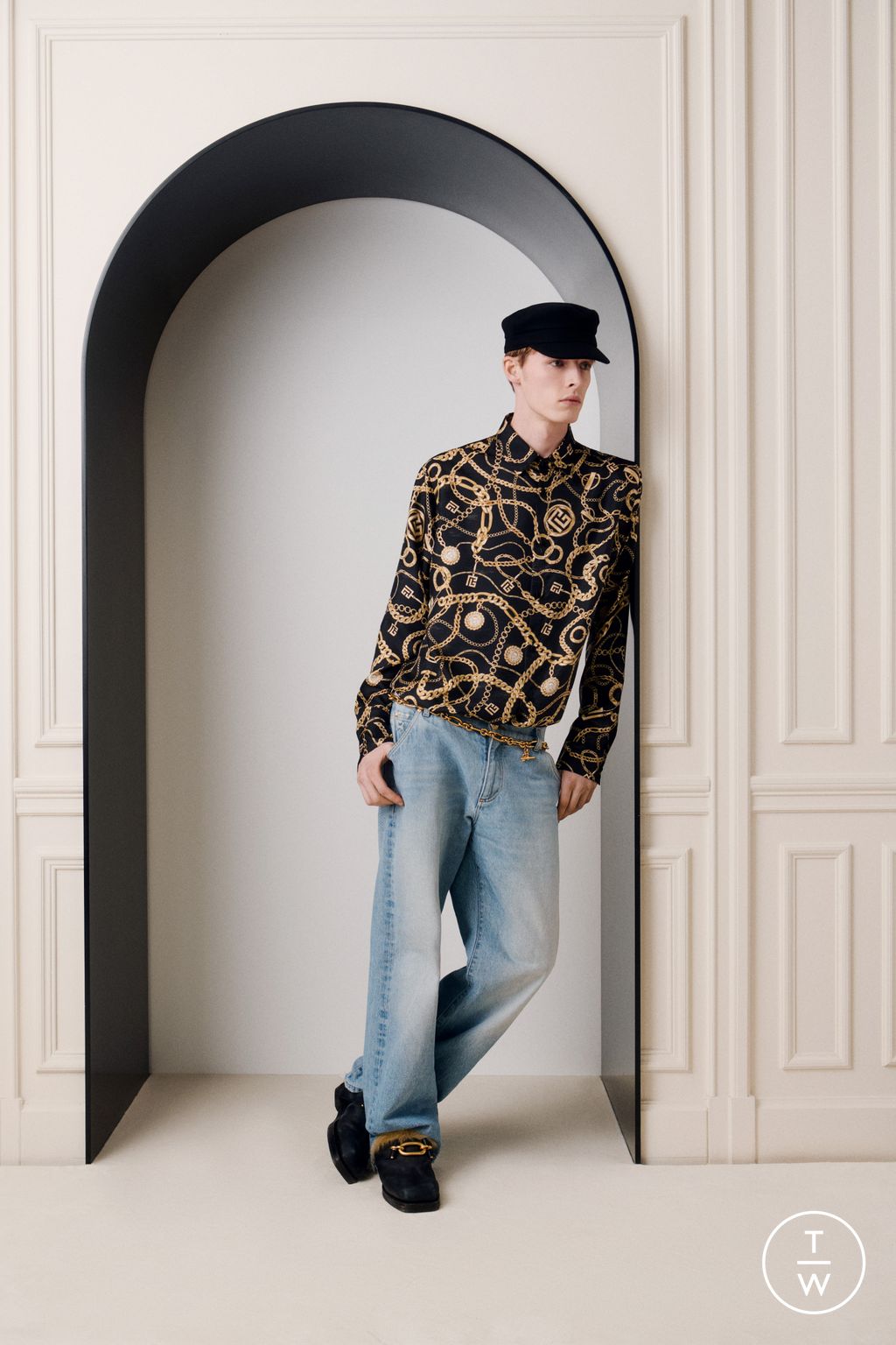 Fashion Week Paris Pre-Fall 2025 look 45 de la collection Balmain menswear