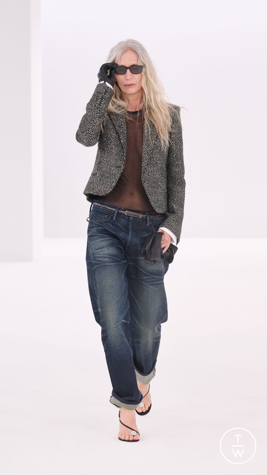 Fashion Week Paris Fall/Winter 2026 look 45 from the Tom Ford collection womenswear