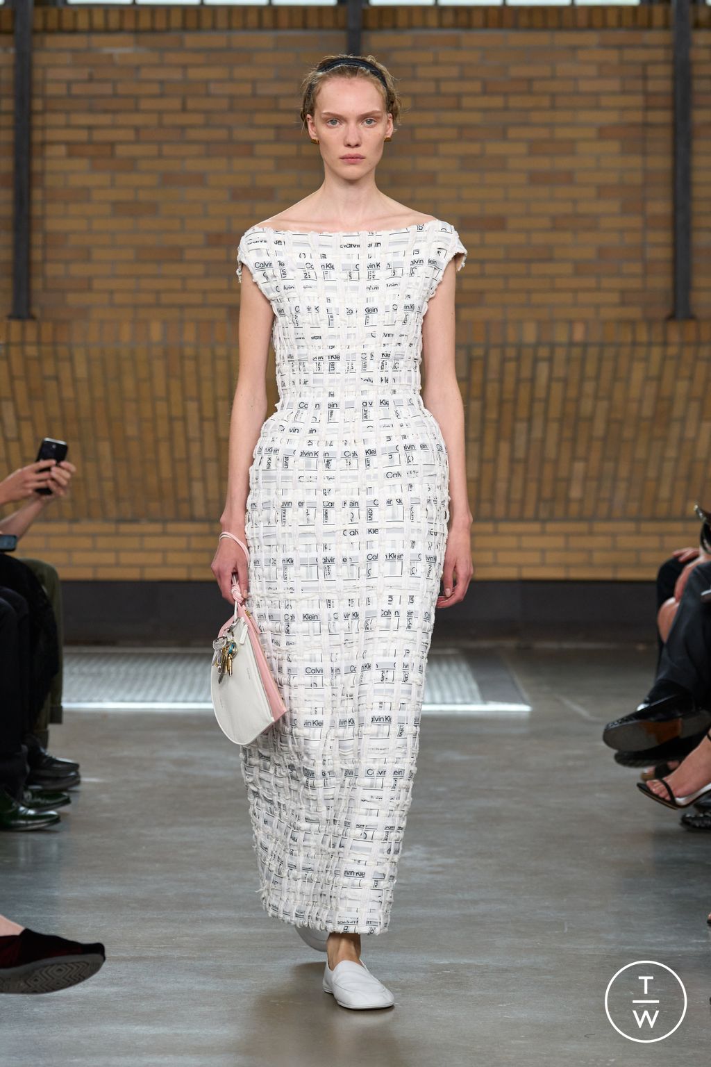 Fashion Week New York Spring/Summer 2026 look 47 from the Calvin Klein Collection collection womenswear