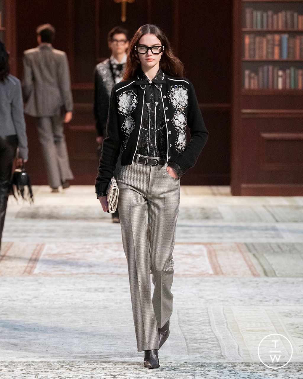 Fashion Week Paris Fall/Winter 2026 look 48 from the Amiri collection menswear