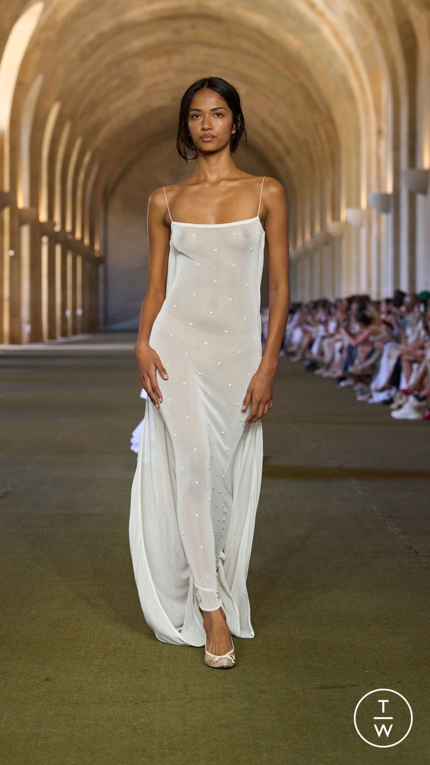 Fashion Week Paris Spring/Summer 2026 look 48 de la collection Jacquemus menswear