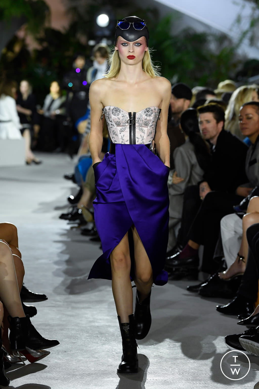 Fashion Week Paris Resort 2020 look 48 de la collection Louis Vuitton womenswear