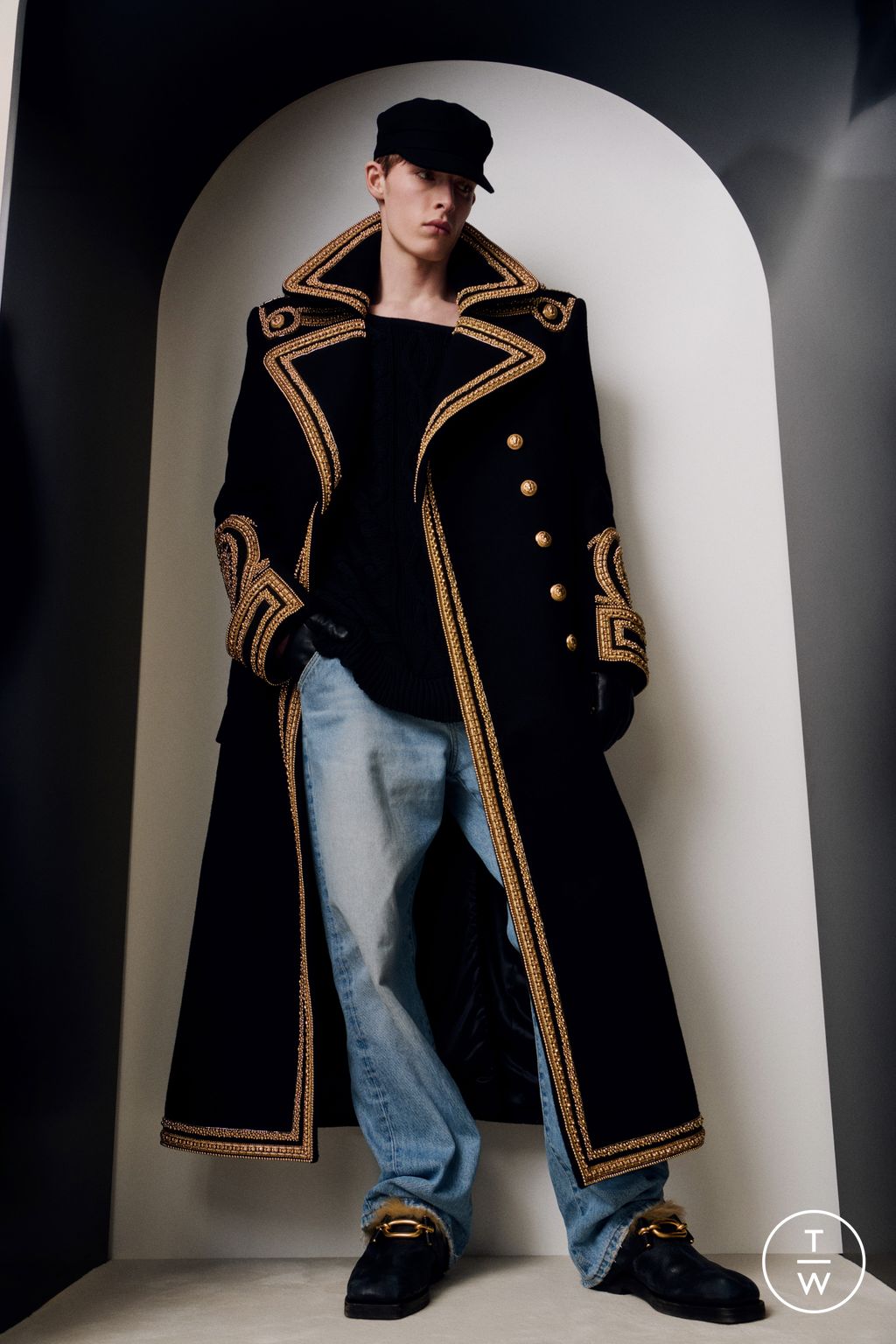 Fashion Week Paris Pre-Fall 2025 look 48 de la collection Balmain menswear