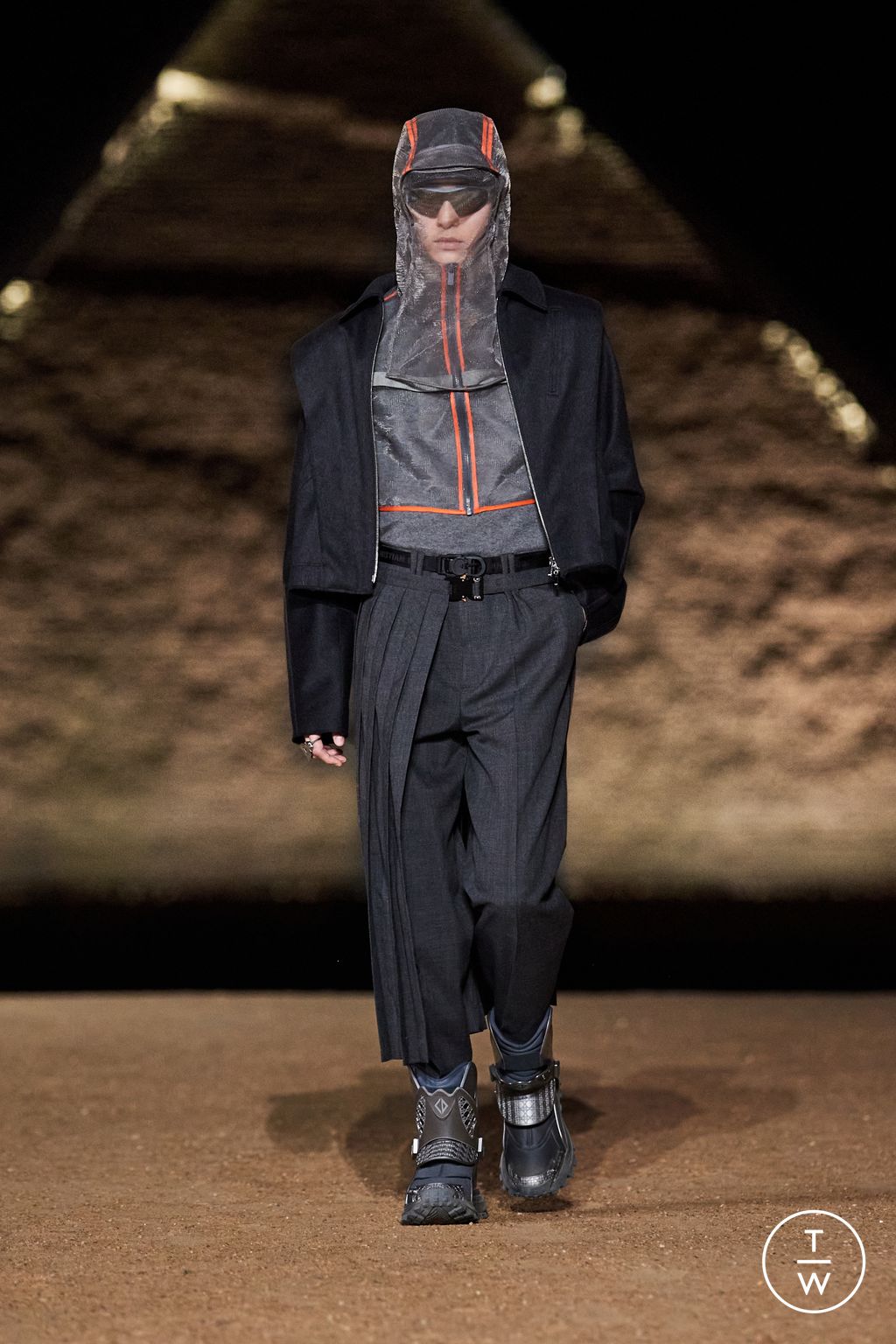Fashion Week Paris Pre-Fall 2023 look 49 from the Dior Men collection 男装