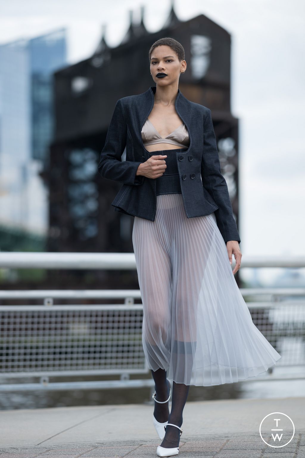 Fashion Week New York Resort 2025 look 4 from the Bibhu Mohapatra collection womenswear