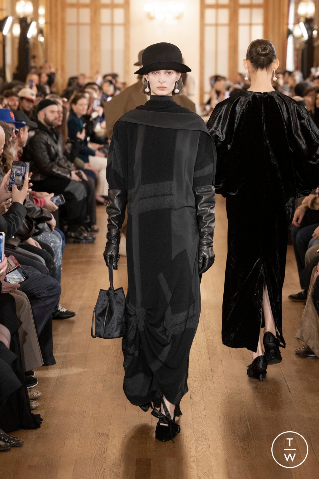 Fashion Week Paris Fall/Winter 2026 look 5 from the Uma Wang collection womenswear