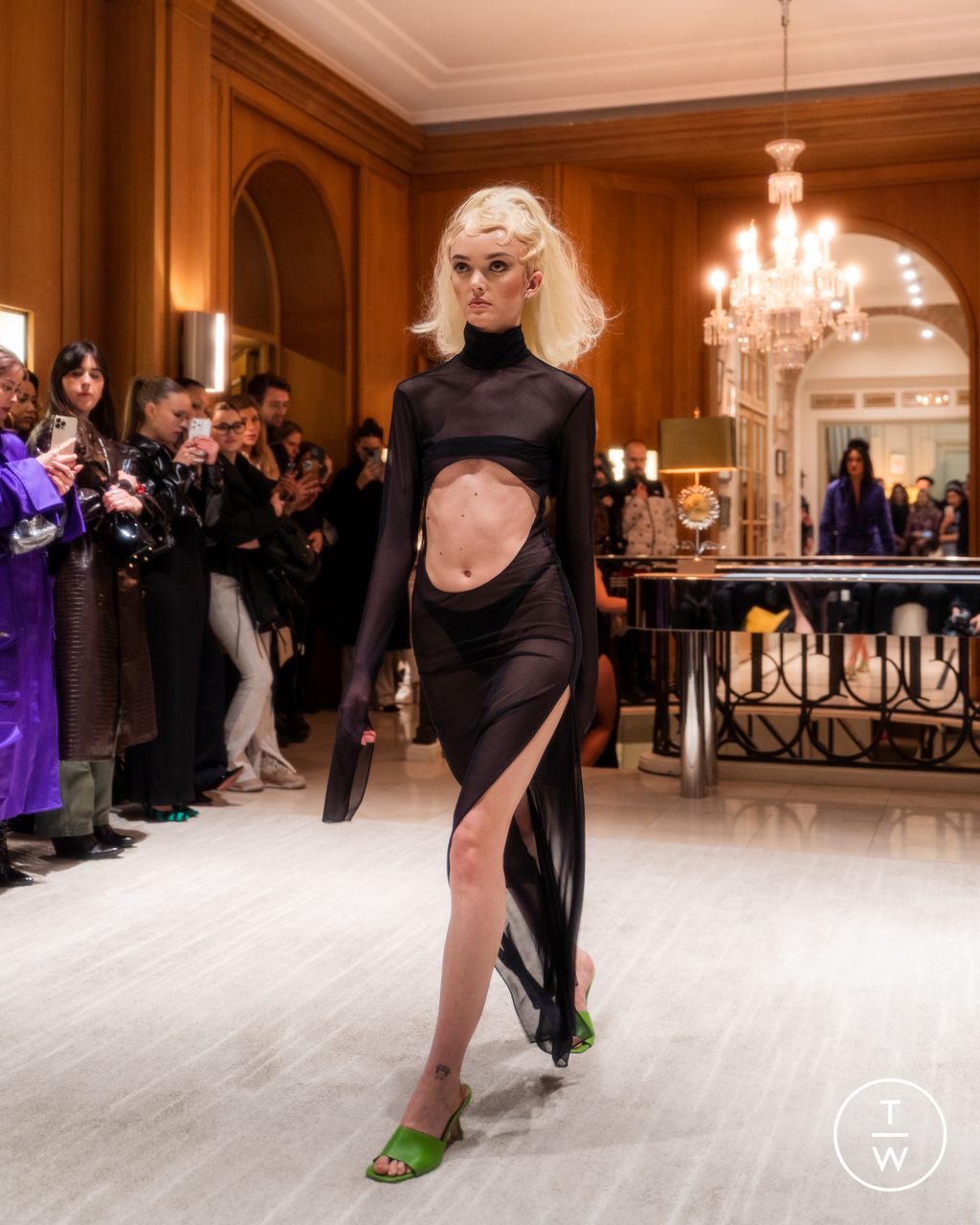 Fashion Week Paris Fall/Winter 2023 look 5 from the Theunissen collection womenswear