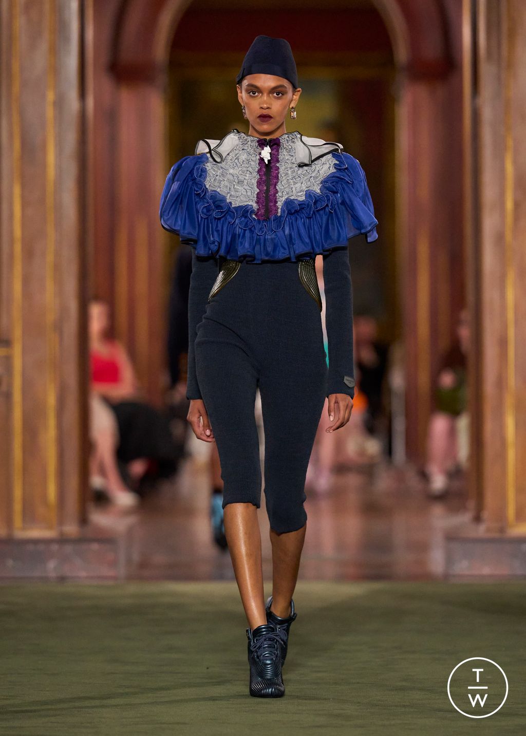 Fashion Week Paris Resort 2027 look 51 from the Louis Vuitton collection womenswear