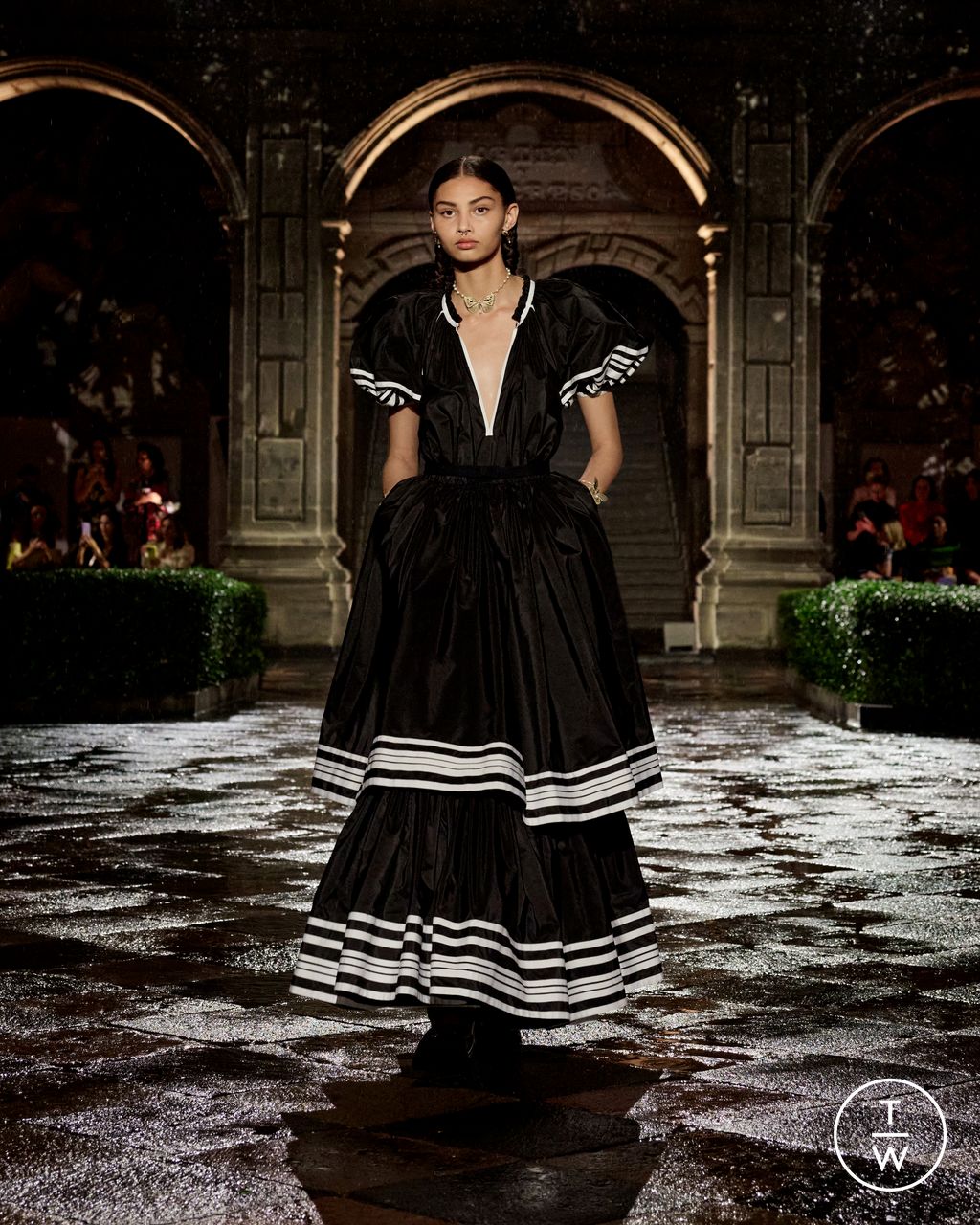 Fashion Week Paris Resort 2024 look 52 from the Christian Dior collection womenswear