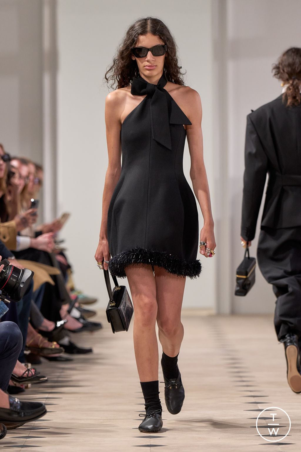 Fashion Week Paris Spring/Summer 2026 look 53 from the Celine collection menswear