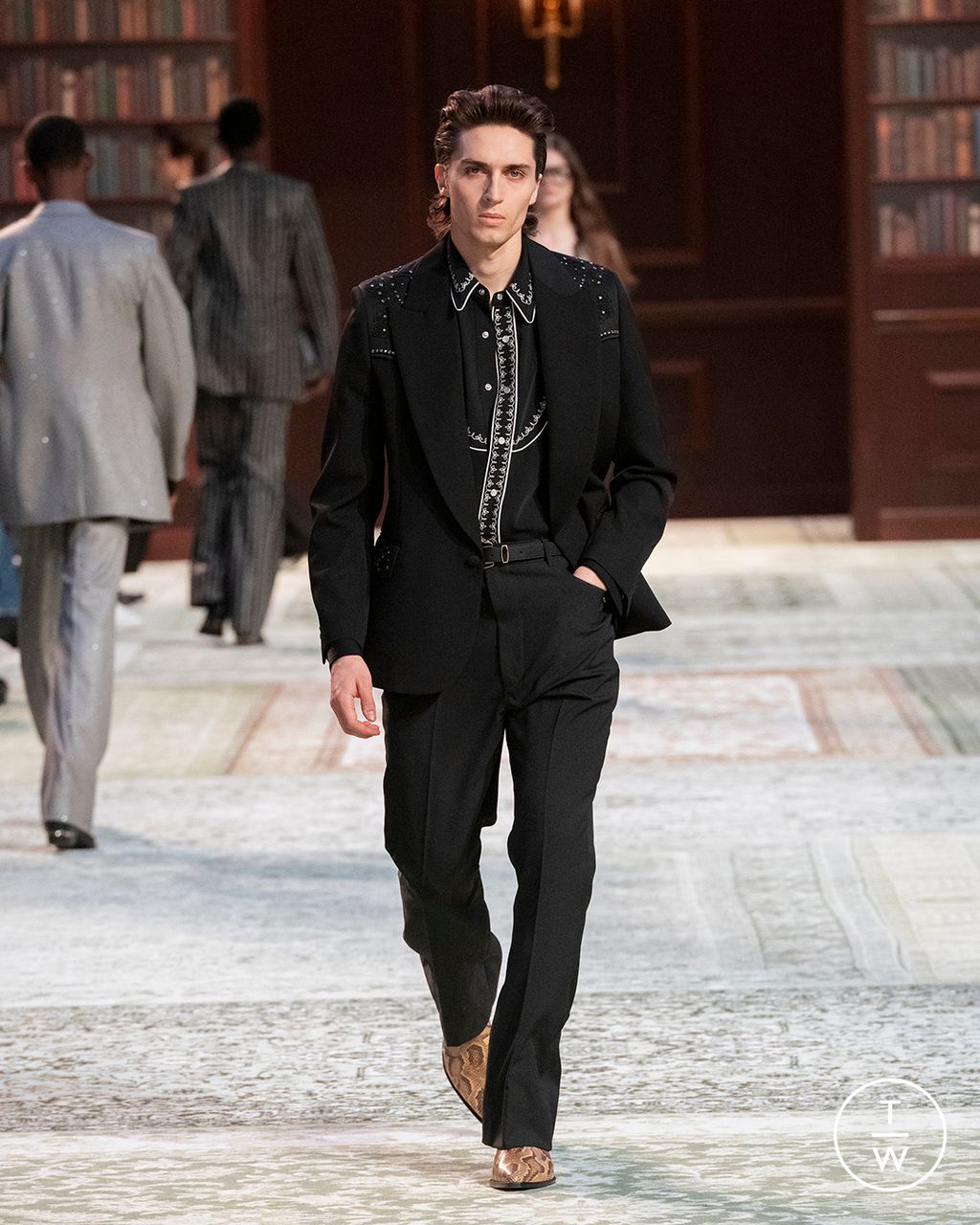 Fashion Week Paris Fall/Winter 2026 look 55 from the Amiri collection menswear