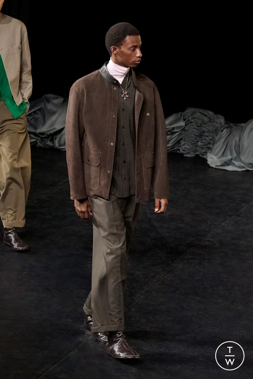 Fashion Week Paris Fall/Winter 2026 look 55 de la collection Lemaire menswear