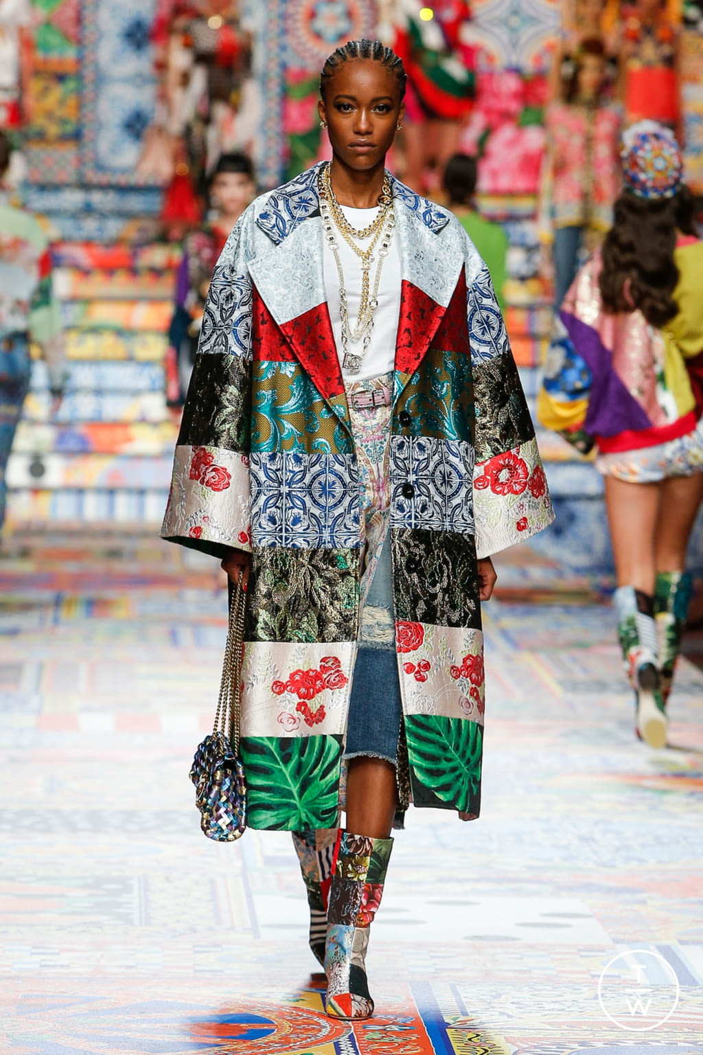 Fashion Week Milan Spring/Summer 2021 look 56 from the Dolce & Gabbana collection womenswear