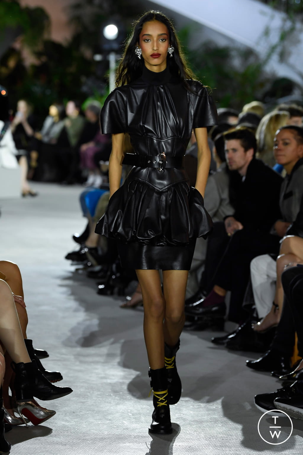 Fashion Week Paris Resort 2020 look 56 de la collection Louis Vuitton womenswear
