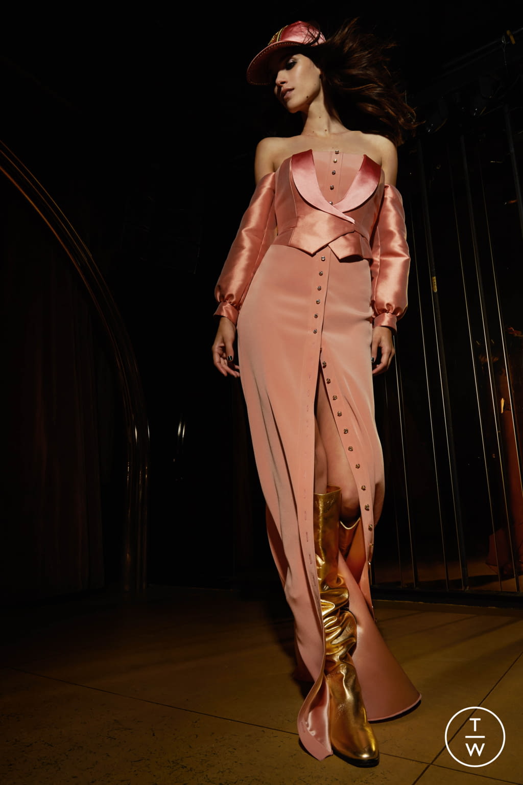 Fashion Week Paris Spring/Summer 2022 look 6 from the Alexis Mabille collection 女装