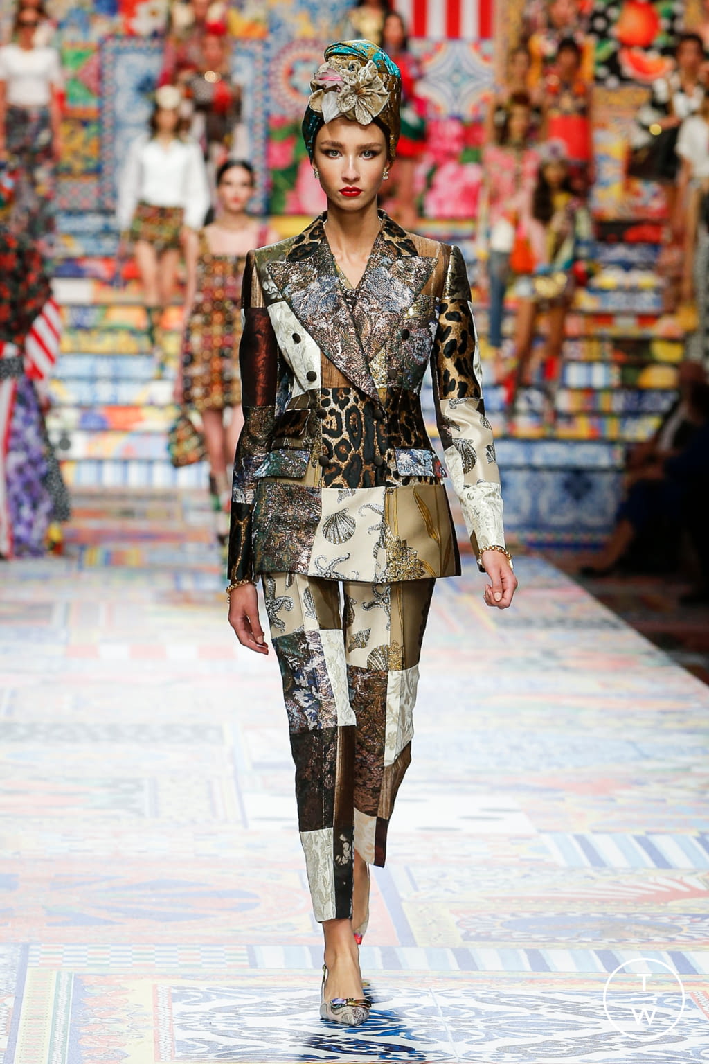 Fashion Week Milan Spring/Summer 2021 look 60 de la collection Dolce & Gabbana womenswear