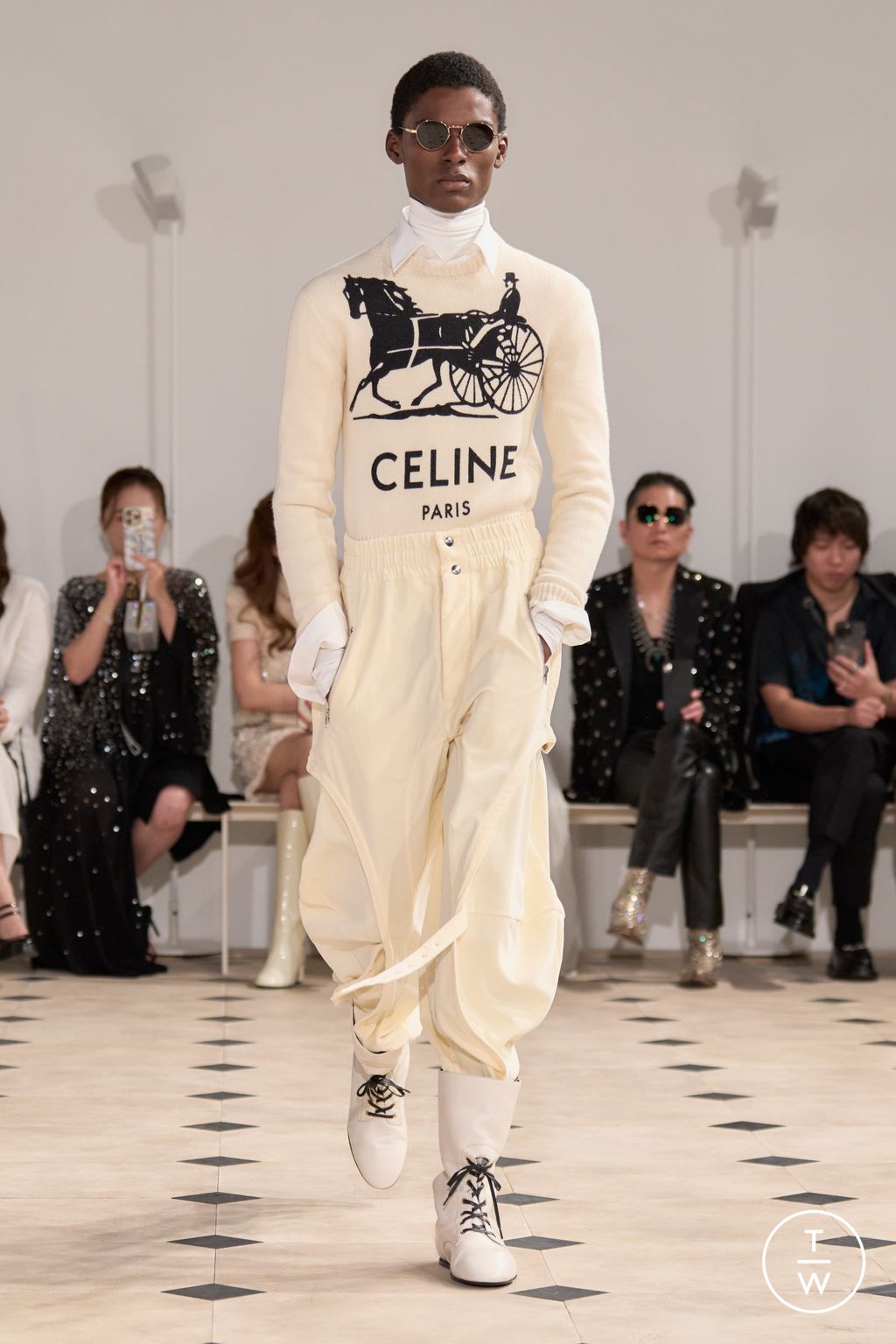 Fashion Week Paris Spring/Summer 2026 look 60 from the Celine collection menswear