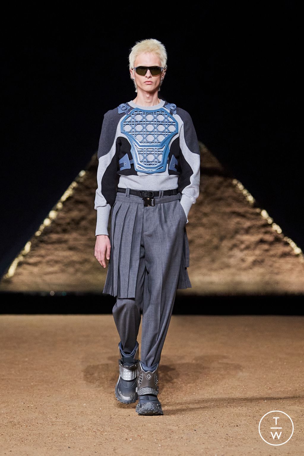 Fashion Week Paris Pre-Fall 2023 look 60 de la collection Dior Men menswear