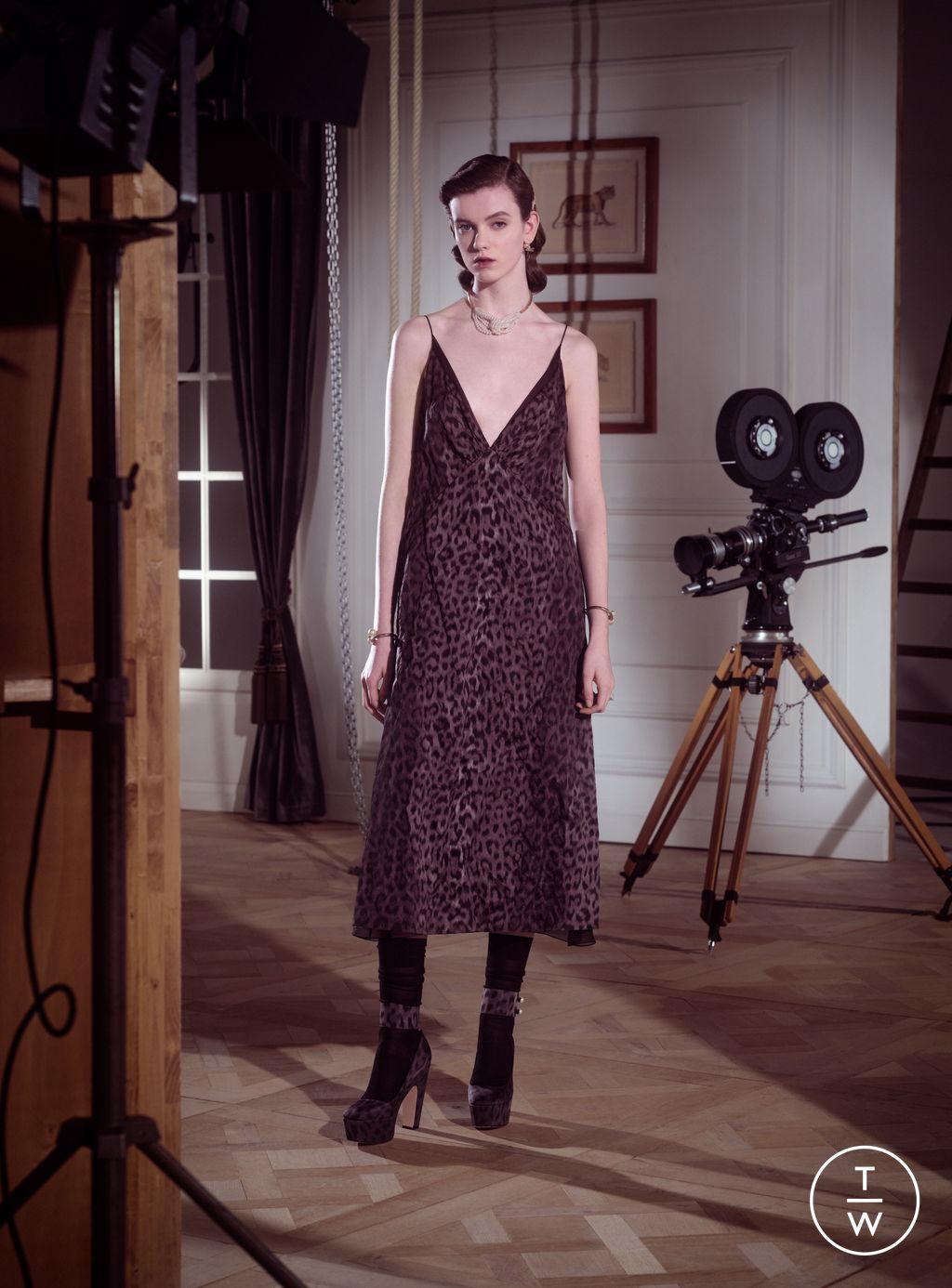 Fashion Week Paris Pre-Fall 2024 look 137 from the Christian Dior collection 女装