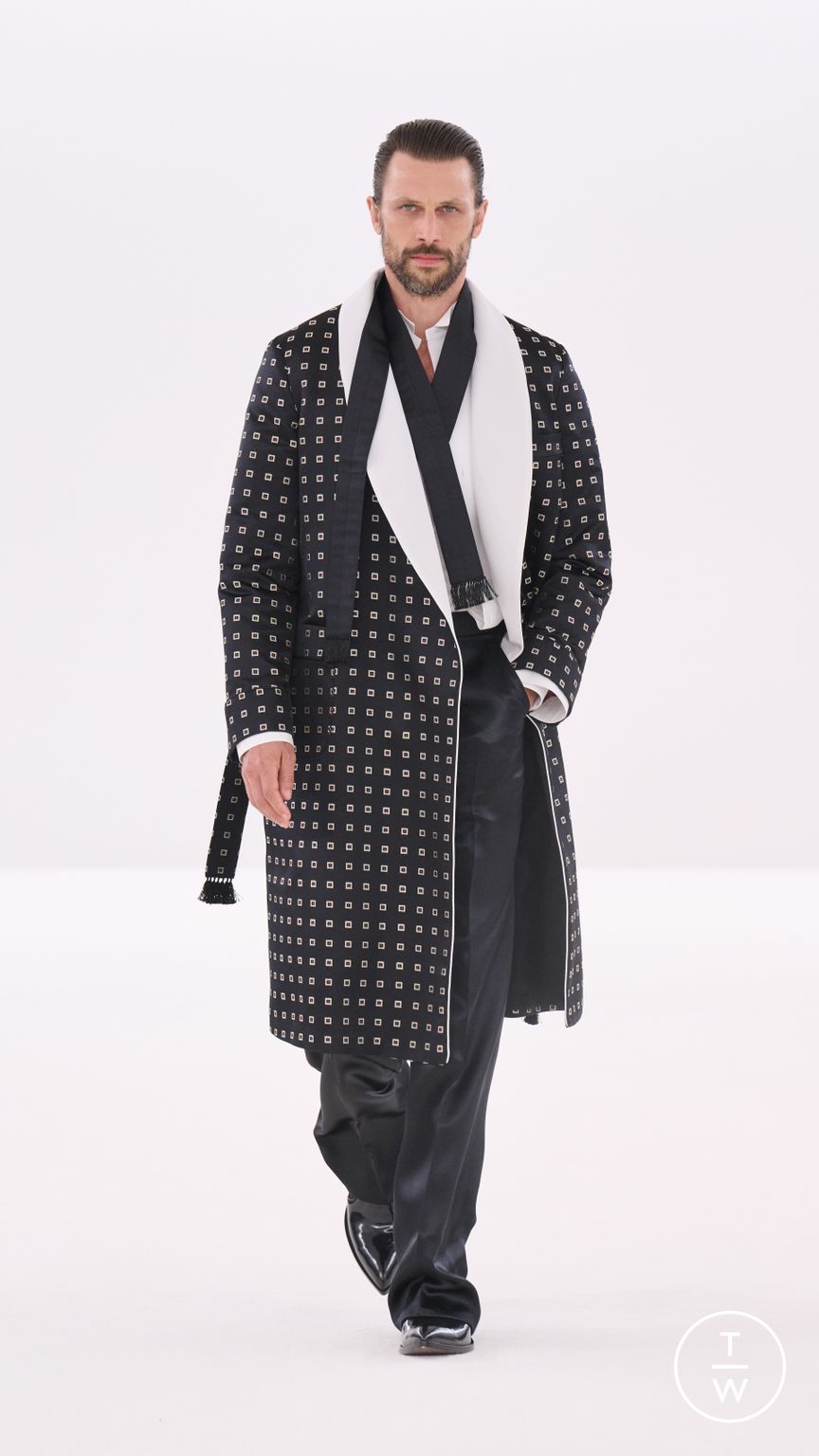 Fashion Week Paris Fall/Winter 2026 look 58 de la collection Tom Ford womenswear
