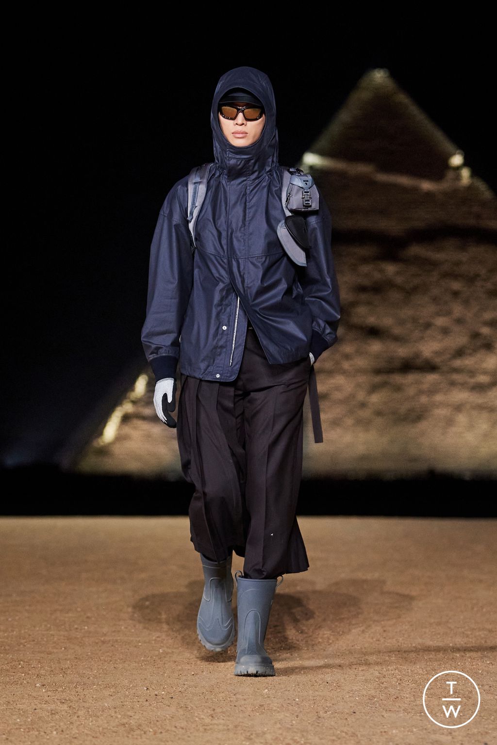 Fashion Week Paris Pre-Fall 2023 look 62 from the Dior Men collection 男装