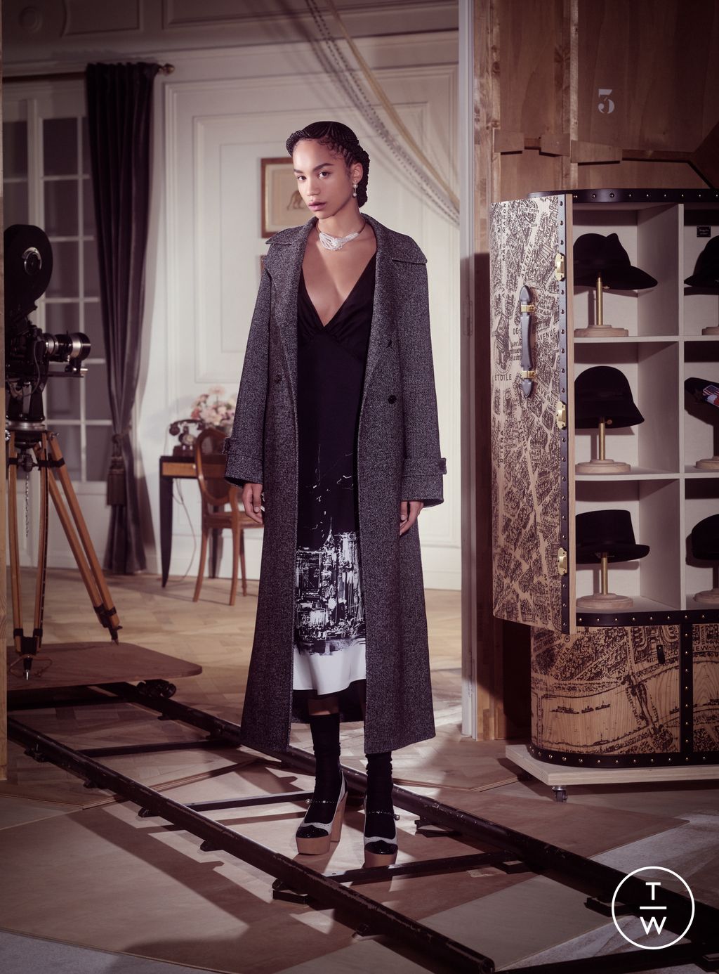 Fashion Week Paris Pre-Fall 2024 look 140 from the Christian Dior collection womenswear