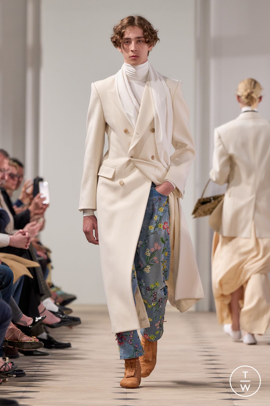 Fashion Week Paris Spring/Summer 2026 look 65 from the Celine collection menswear